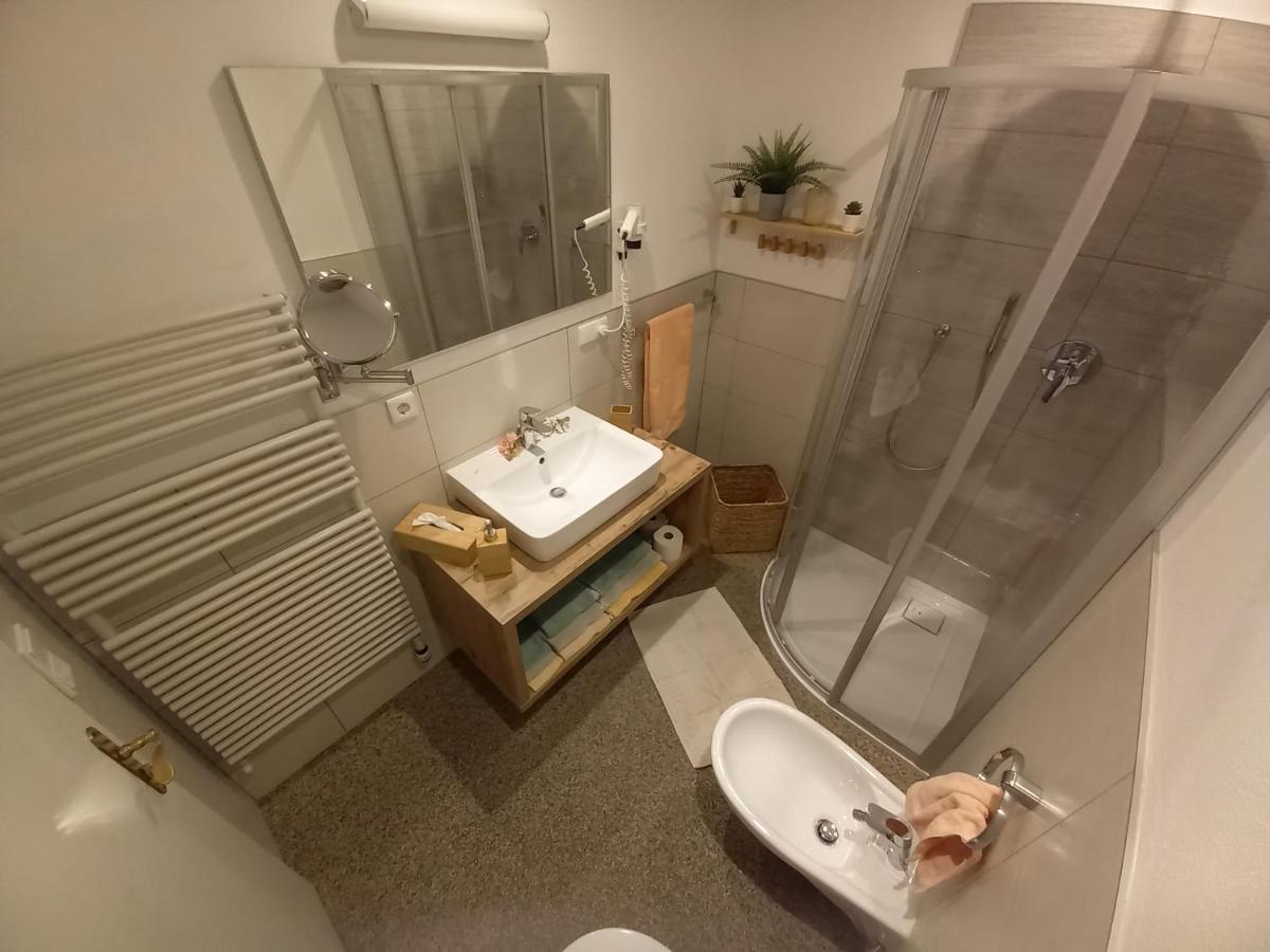 Ferienwohnungen Am Laerchenweg Sexten Buitenkant foto